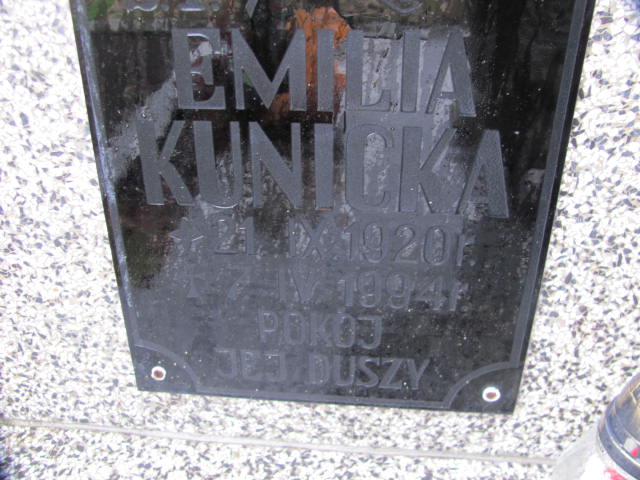 Grób Emilia Kunicka